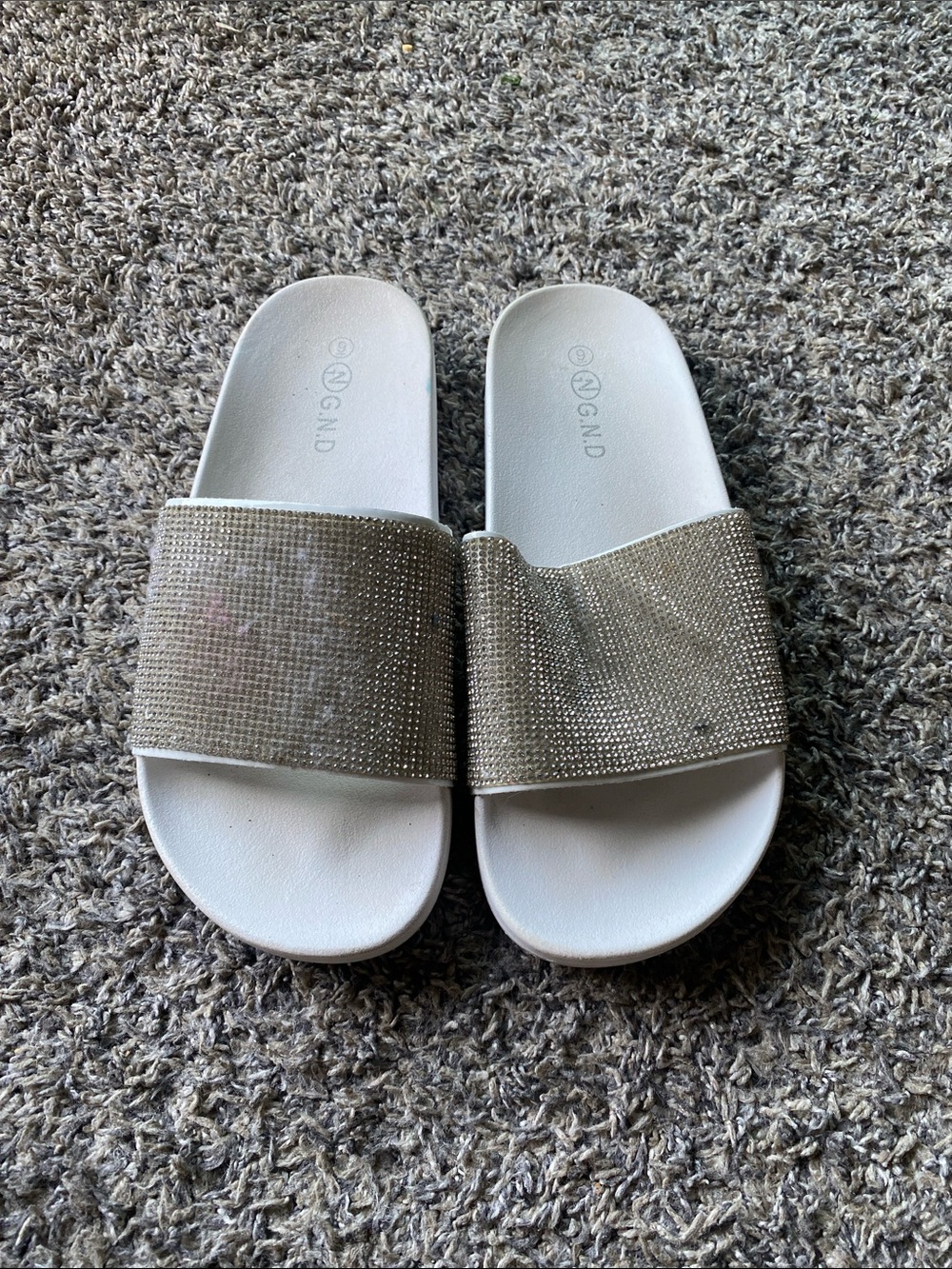 Amazon Women's Taupe Sparkle Slide Sandals